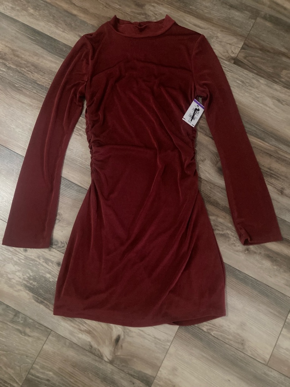 WAYF Red Longsleeve Kneelength Dress Size M NWT